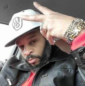 Meet your Posher, Ricky